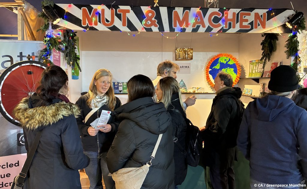 Klimanetz München beim Winter-Tollwood 2025